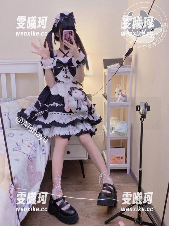 AT鲨 吊带新娘魅力四射,AT鲨最新图片合集揭秘风采