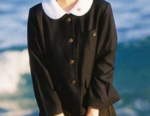 HuaYang花漾 – 玥儿玥er写真特辑：在旗袍中展现千姿百态的女性韵味