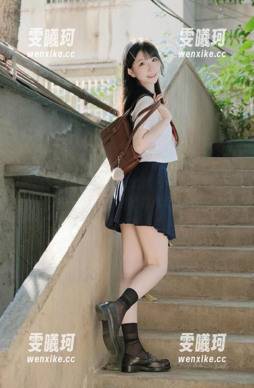 IMiss爱蜜社-张思允 IMiss爱蜜社 - 张思允黑色写真图包,带你一起欣赏她的时尚与优雅