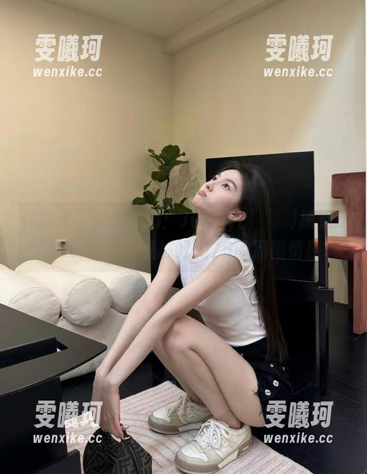 体验无圣光的魅力：Jenny(정제니)捕捉DJAWA尼尔机械纪元2B的原图情感