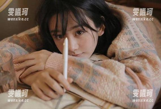 LD零度摄影 - 走近楚楚的艺术视野：女孩写真原图分享，探讨美与情感的交融！