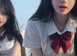 MFStar模范学院 – 和服映衬下的人间荒糖：探索她的图集作品世界