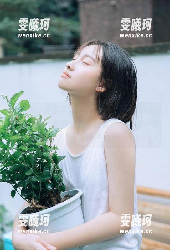 MFStar模范学院-柳侑绮Sevenbaby MFStar模范学院 - 柳侑绮Sevenbaby写真全集:美脚为媒,探索生活中每一寸动人风景