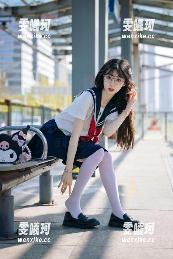 MFStar模范学院 - 柳侑绮Sevenbaby体操服高清写真作品，捕捉精致细节与青春活力的完美结合