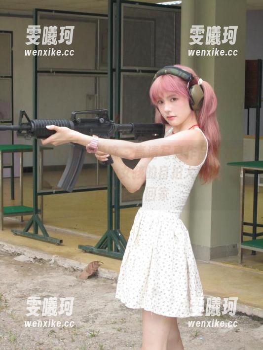 MFStar模范学院 - 高清写真作品尽在手中，露露Andrea女孩的自拍大放送，免费下载拿回家