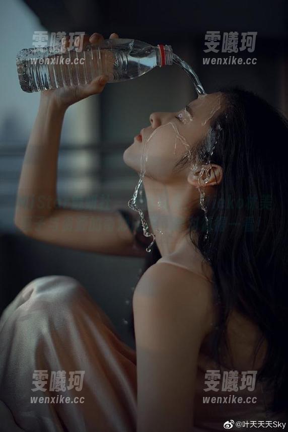 MiStar魅妍社-Mieko林美惠子 MiStar魅妍社 - 灰丝写真:Mieko林美惠子与资源的奇妙旅程,绝对值得一看!
