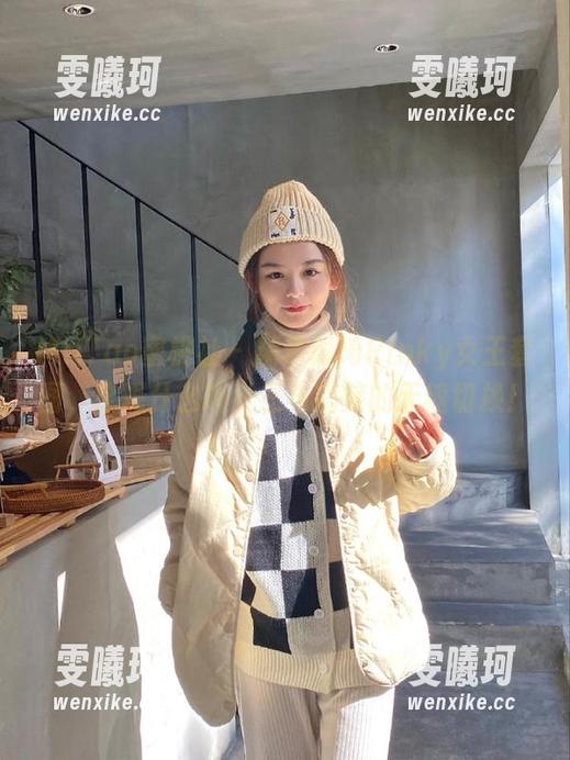 MiiTao蜜桃社-佩琦Pinky MiiTao蜜桃社 - 精选佩琦Pinky女王套图,诠释什么叫女王与搞笑的无缝切换!