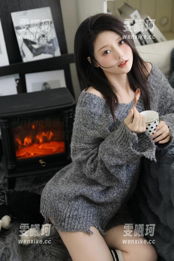 MiiTao蜜桃社-林柔柔 MiiTao蜜桃社 - 调剂生活:网盘里的林柔柔办公室写真,带给你无尽欢笑!