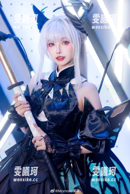 Momoko葵葵 Momoko葵葵学姐私房写真,图片中隐藏的故事你发现了吗?