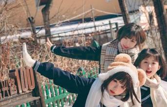 SHENSHI绅士 – 糖糖带来的最新居家写真合集，记录下日常的幸福瞬间