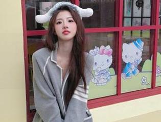 SIW斯文传媒 – 雯静校服全套写真原图，一同感受少女心的无限绽放