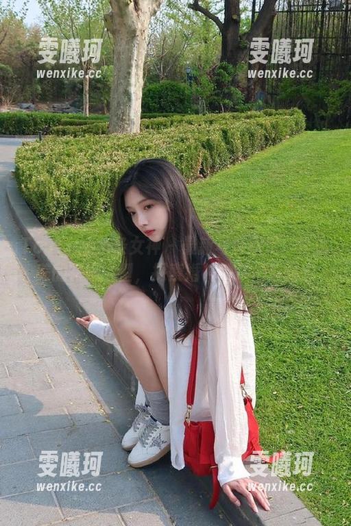 TouTiao头条女神-李由美 TouTiao头条女神 - 最新写真欣赏:李由美的花嫁造型,探索婚礼的浪漫与甜蜜