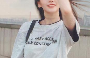 UGirls尤果网 – 免费下载！李颜儿在海边的绚丽写真，唤醒你的夏日记忆