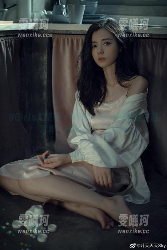 UGirls尤果网-赵伊彤 UGirls尤果网 - 在线浏览赵伊彤眼镜主题写真,精彩图片不容错过
