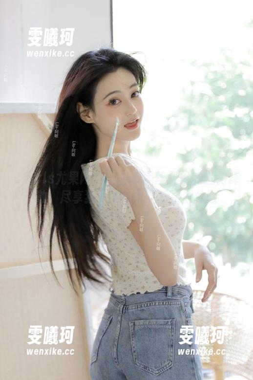 UGirls尤果网-顾欣怡 UGirls尤果网 - 顾欣怡黑丝风格的魅力释放,尽享独特套图和优质资源体验