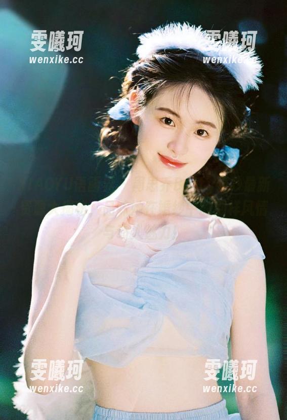 XIAOYU语画界 - 周思乔Betty婚纱最新资源大揭秘，品味她在婚纱中的别样风情与动人魅力！