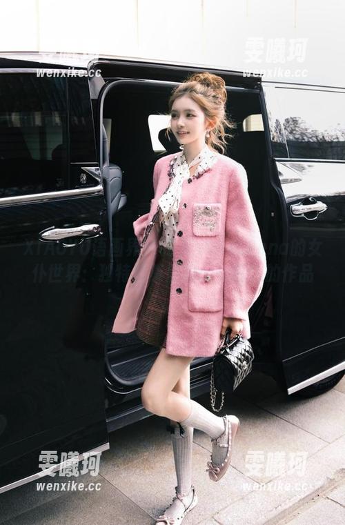 XIAOYU语画界-小海臀Rena XIAOYU语画界 - 探索小海臀Rena的女仆世界:独特图集呈现无与伦比的作品