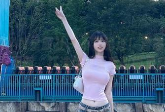 XINGYAN星颜社 – 不容错过！潘思沁短裙美图更新，打造你的夏季时尚灵感！
