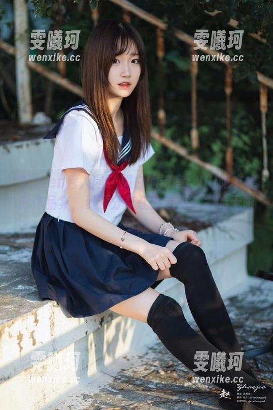 Xiuren秀人网-UU阿文 Xiuren秀人网 - 黑白的诗意:UU阿文摄影作品集,资源分享让你感受艺术的无限可能