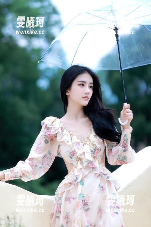 Xiuren秀人网-baby嘉茵 Xiuren秀人网 - 分享baby嘉茵的体操服灵感:原图资源展示与摄影技巧分享