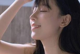 Xiuren秀人网 – 优琪琪子yuki的个性连体衣图集，无圣光下的迷人瞬间，绝对不容错过！