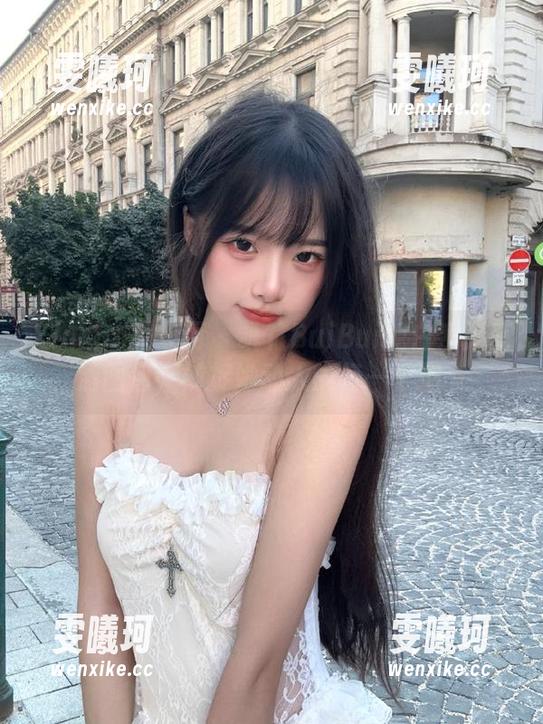 Xiuren秀人网-凯竹BuiBui Xiuren秀人网 - 凯竹BuiBui纯白系列高清图包,捕捉她动人的每一个细节
