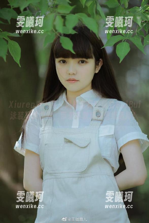 Xiuren秀人网-凯竹BuiBui Xiuren秀人网 - 风格各异的凯竹BuiBui泳装写真原图,带来多款精彩壁纸选择!