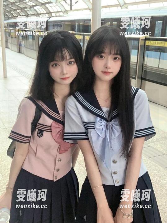 Xiuren秀人网-唐翩翩 Xiuren秀人网 - 唐翩翩的万圣节庆典图集:魅惑与神秘同在的写真合集,尽情享受视觉盛宴