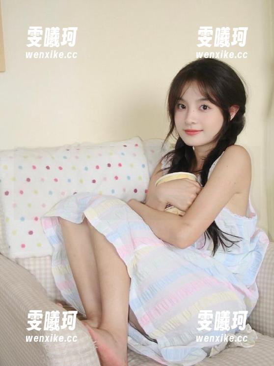 Xiuren秀人网-大白兔吖 Xiuren秀人网 - 迷人的“大白兔吖”镂空写真合集,尽享免费下载,成就你的美丽收藏!