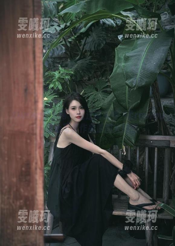Xiuren秀人网-媃柔rourou Xiuren秀人网 - 透过镜头看媃柔rourou:甜心写真作品原图大揭密