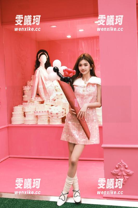 Xiuren秀人网-孟狐狸FoxYini Xiuren秀人网 - 绝美孟狐狸FoxYini自拍高清写真,免费下载每一张让你心动的瞬间!