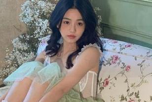 Xiuren秀人网 – 值得收藏的曦宝儿图包精选：棉袜写真展现独特魅力