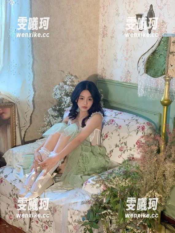 Xiuren秀人网-曦宝儿 Xiuren秀人网 - 值得收藏的曦宝儿图包精选:棉袜写真展现独特魅力