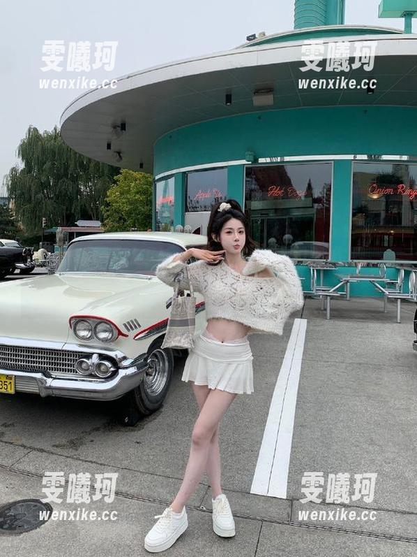 Xiuren秀人网-李丽莎 Xiuren秀人网 - 李丽莎定制和服作品,演绎出不一样的时尚与传统交汇
