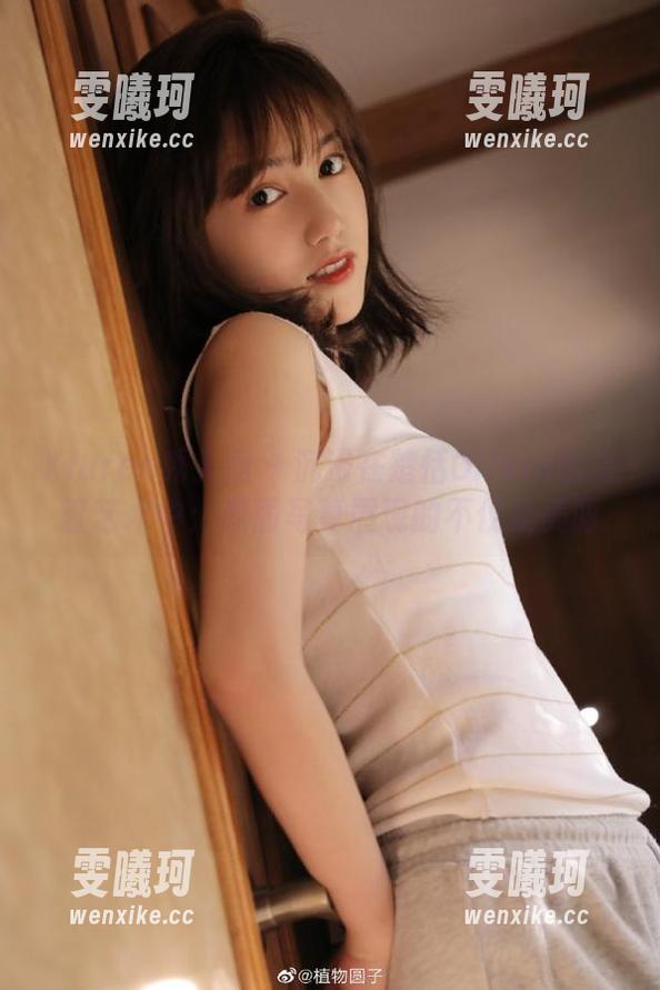 Xiuren秀人网-楚恬Olivia Xiuren秀人网 - 沉浸在楚恬Olivia的浴缸艺术中:原图写真展现的不仅是美丽