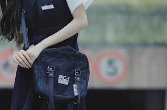 Xiuren秀人网 – 沈思怡的白色写真让人惊艳，高清原图快速解锁你的视觉疲劳和真相！
