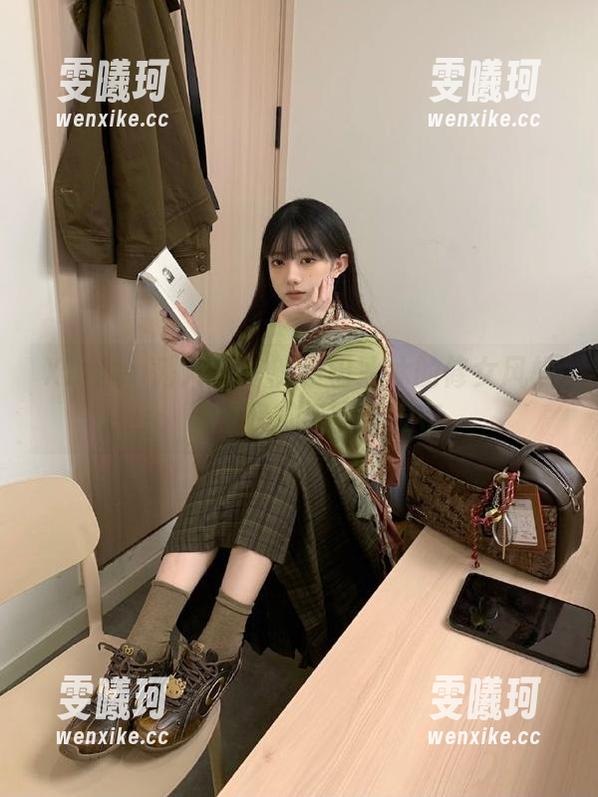 Xiuren秀人网-田冰冰 Xiuren秀人网 - 解锁田冰冰的修女风格:原图欣赏与图册发布