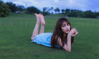 Xiuren秀人网 – 在萝莉悠悠酱的镜头下：少女美图合集带你走进梦幻世界！