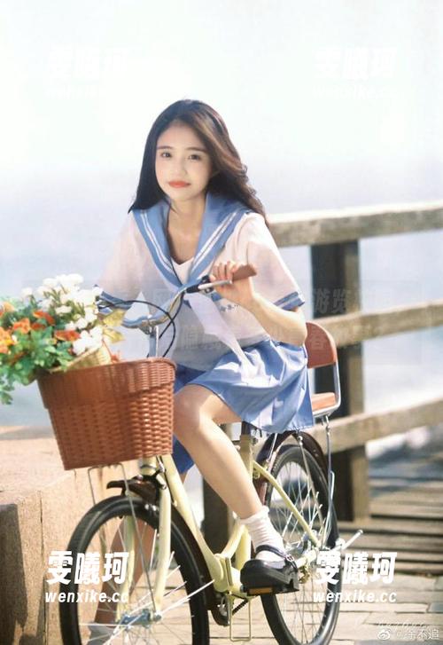 Xiuren秀人网-蜜桃cc Xiuren秀人网 - 蜜桃cc带你游览校园,原图图片背后隐藏着多少青春故事?