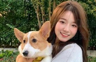 Xiuren秀人网 – 充满灵动气息的私房美图，陆萱萱空姐丝袜系列绝美发布