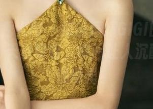 Xiuren秀人网 – 细品黄婧GIGI的私房写真，犹如天使降临，瞬间让人沉醉在她的优雅里