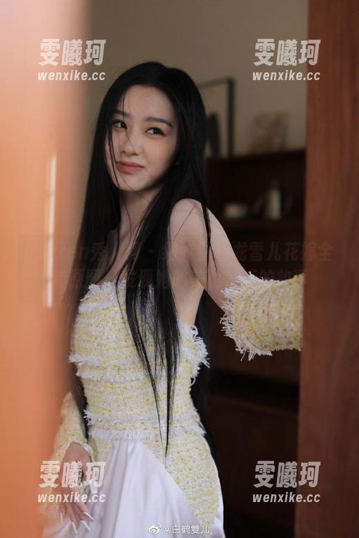 Xiuren秀人网-龙雪儿 Xiuren秀人网 - 细腻解析龙雪儿花嫁全套原图,发现她的美丽背后的故事