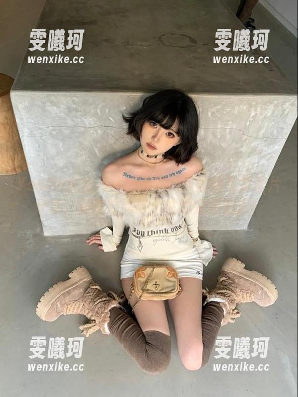 YouMi尤蜜荟-周琰琳LIN YouMi尤蜜荟 - 周琰琳LIN短裙写真图片分享,探索时尚与个性的完美碰撞!