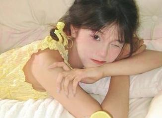 YouMi尤蜜荟 – 感官享受：小海臀Rena透明作品套图，打造独特的气质与艺术魅力