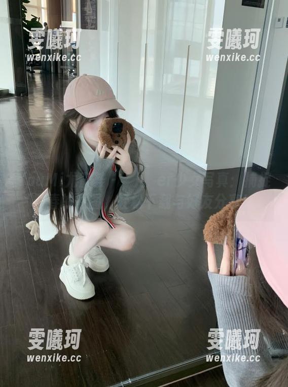 YouMi尤蜜荟-玥儿玥er YouMi尤蜜荟 - 玥儿玥er少女写真:捕捉青春的原图,轻松下载与好友分享!
