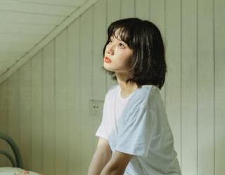 YouMi尤蜜荟 – 一组让你心旷神怡的玥儿玥er夏日写真套图，沁人心脾的美好时光