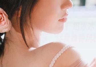 YouMi尤蜜荟 – 不容错过！田冰冰最新款裤里丝写真分享，尽显独特风格