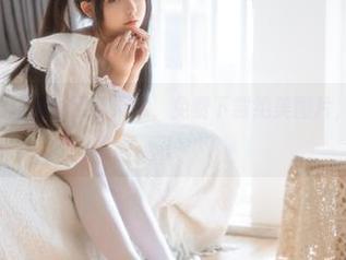 从ZinieQ的旗袍中汲取灵感，免费下载绝美图片，快来看看吧！