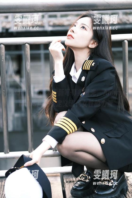 beautyleg-Anonymous beautyleg - 最新写真集曝光,Anonymous用皮衣定义现代女性的力量