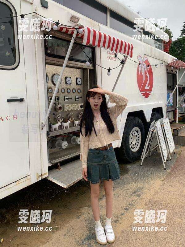 beautyleg-Winnie beautyleg - 免费浏览Winnie的职业装写真照片,职场时尚从此不再难!